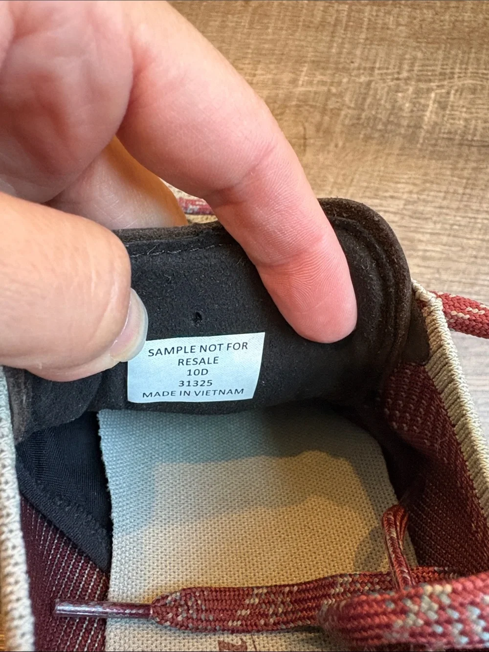 Danner Caprine Low Knit Sneakers Men’s 10 Rock Ridge/Sable Vibram
